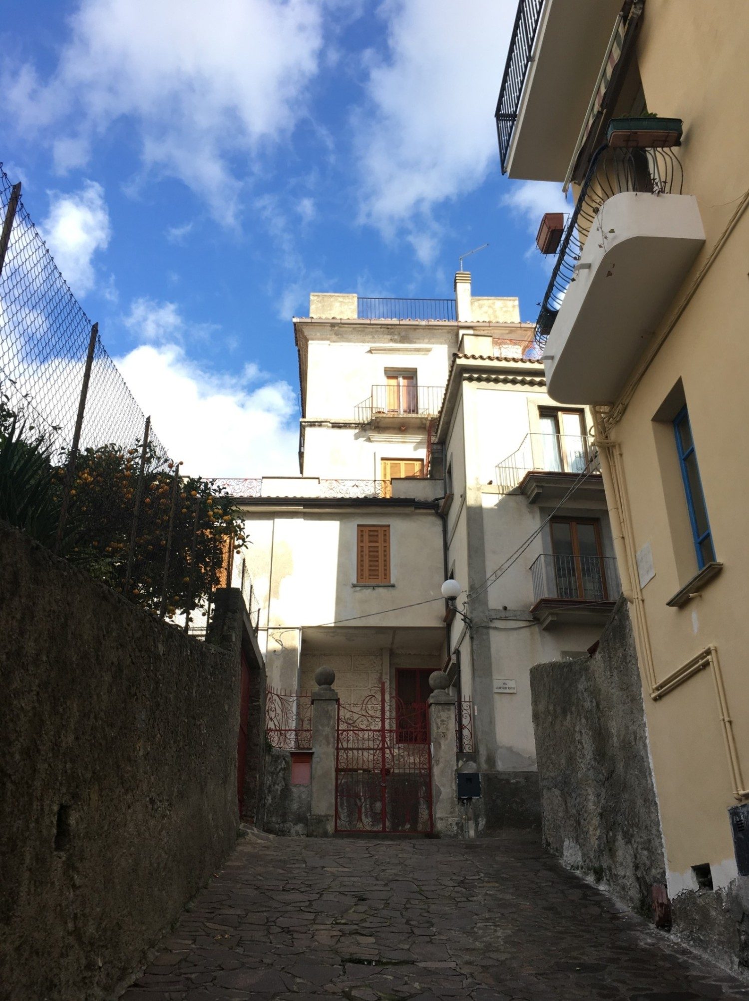 Gino Iannelli's family home, Cetraro-01.JPG